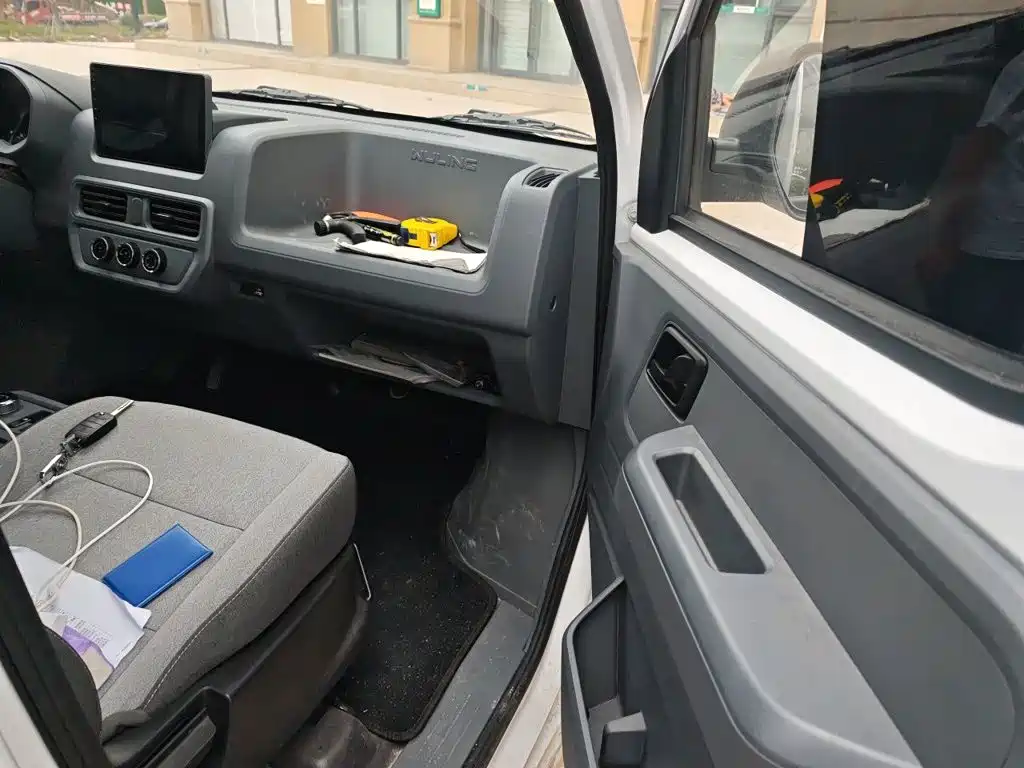 Wuling Motors Wuling Yangguang 2025 2025 400km Bus Comfort Edition