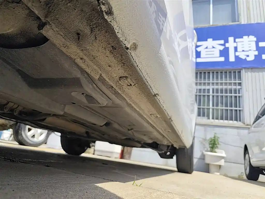 Volkswagen Santana 2015 1.4L Manual Trend Edition фото 22