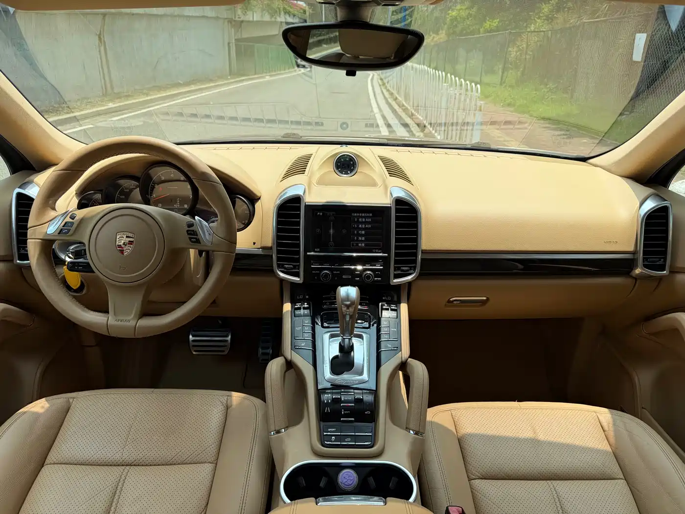 Porsche Cayenne 2011 Cayenne 3.0T фото 17
