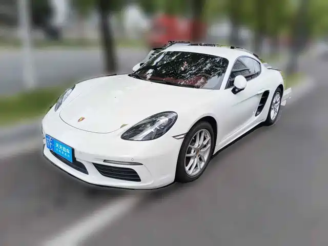 Porsche 718, 2024