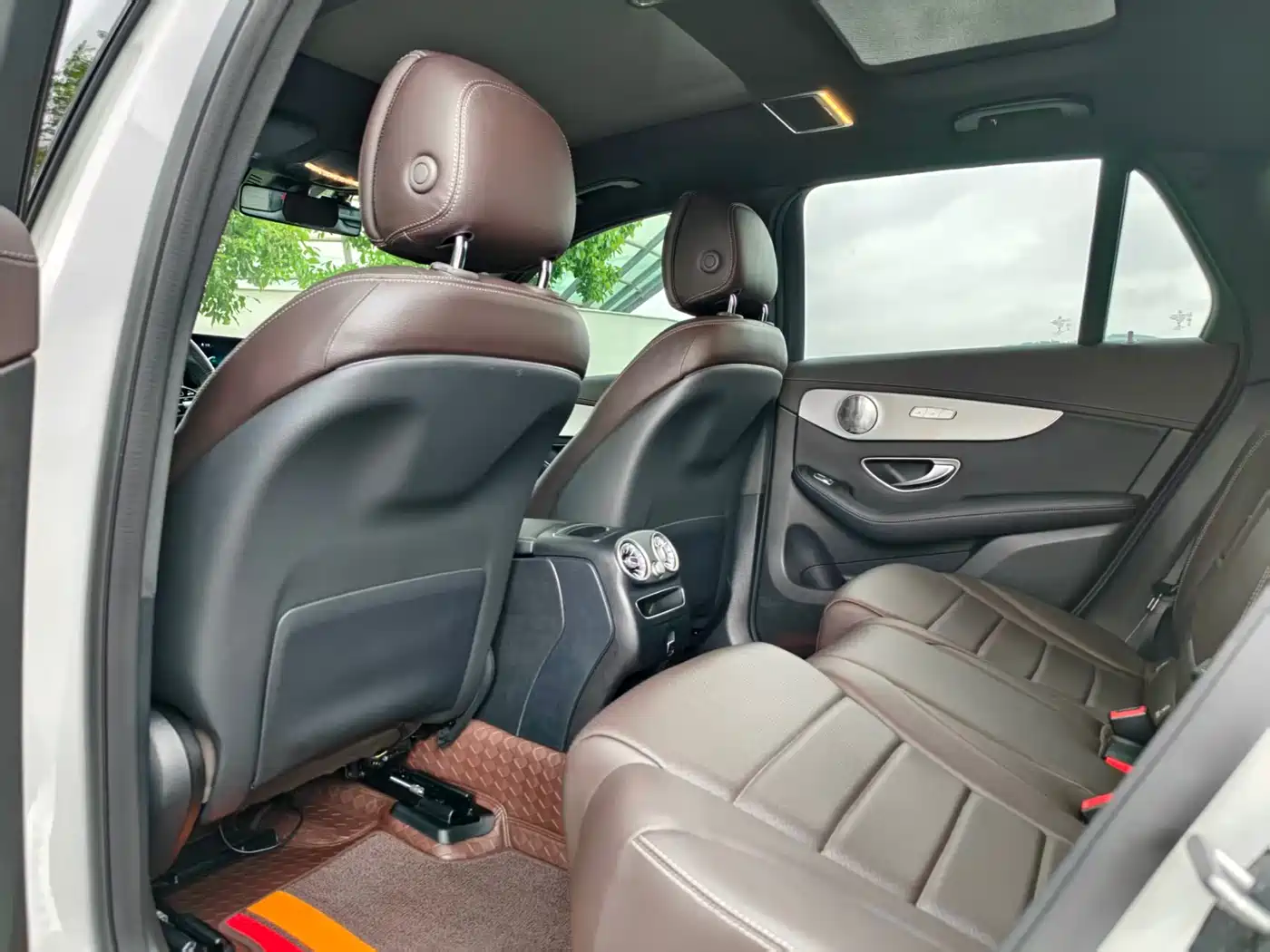Mercedes-Benz GLC 2022 Facelift III GLC 260 L 4MATIC Dynamic фото 13
