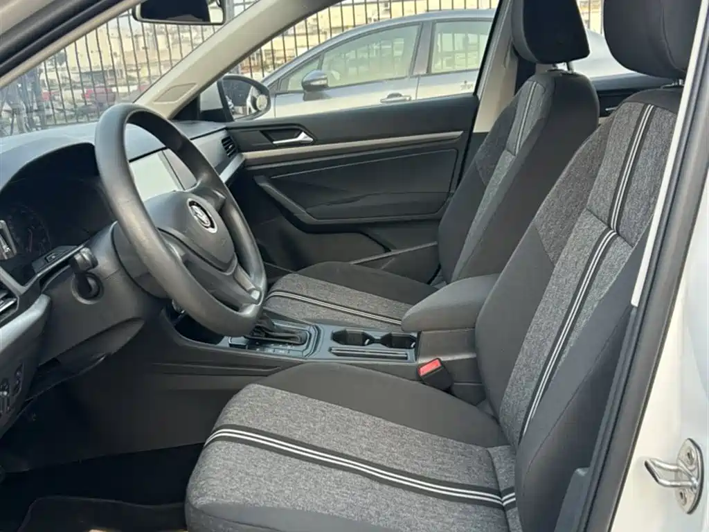 Volkswagen Lavida 2019 1.5L Automatic Trend Edition China VI фото 12