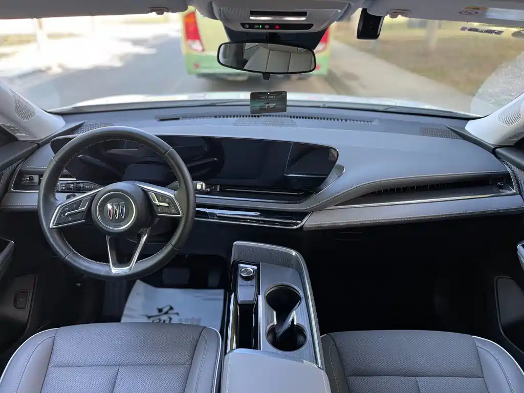 Buick E5 2025 2025 Model 620KM Premium Edition
