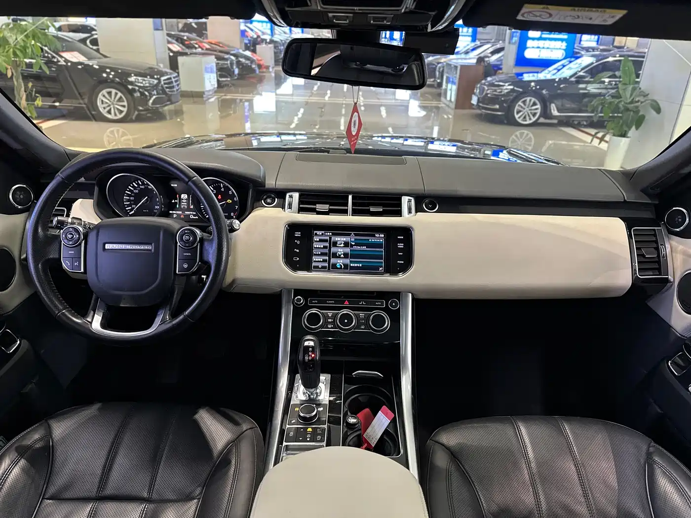 Land Rover Range Rover Sport 2014 3.0 SC V6 HSE фото 7