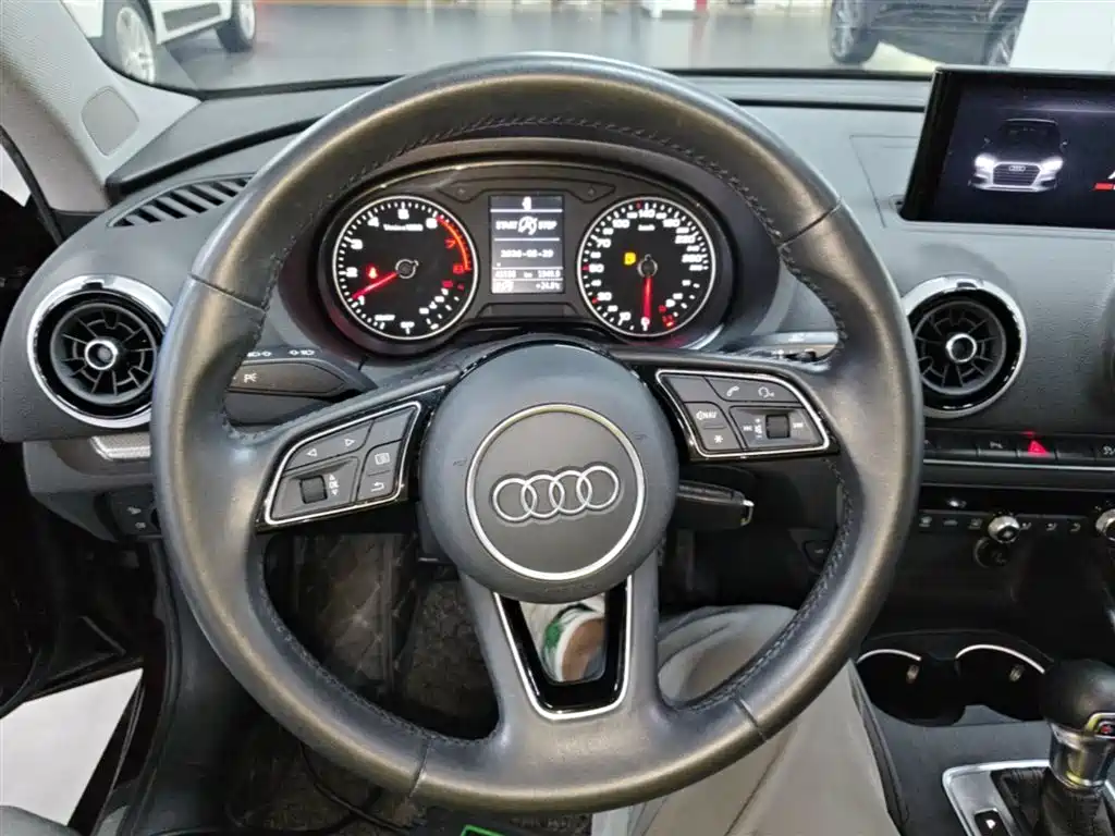 Audi A3 2019 Limousine 35 TFSI Style China V фото 11