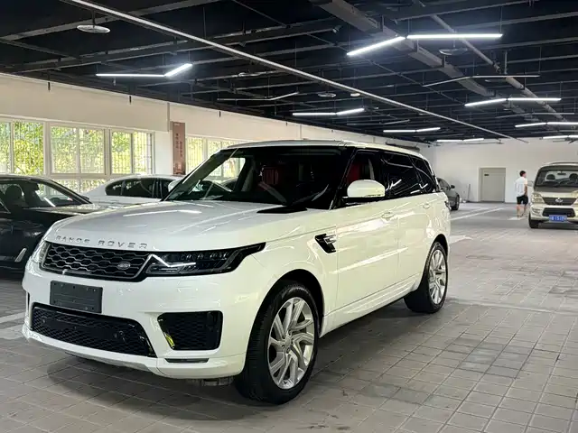  Land Rover Range Rover Sport 2020 3.0 L6 HSE DYNAMIC