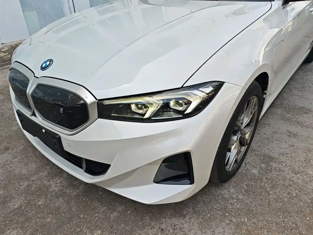 BMW i3 2022 eDrive 35 L фото 24