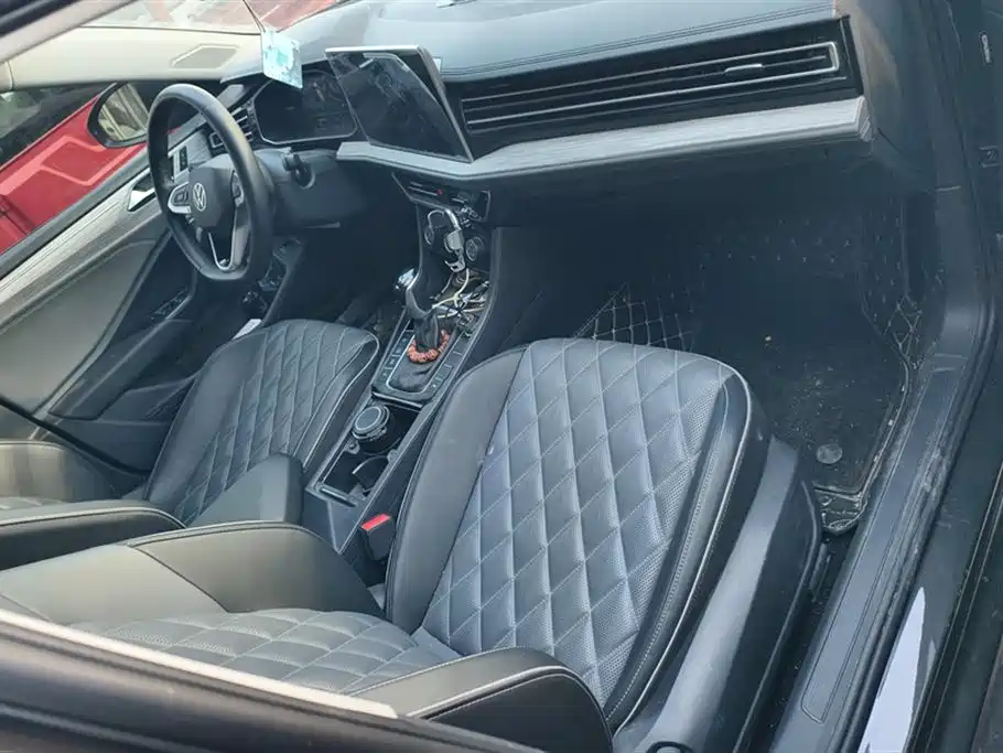 Volkswagen Sagitar 2023 300TSI DSG Surpassing Edition фото 8