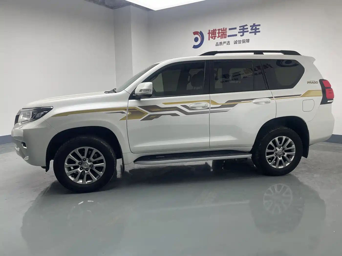 Toyota Prado 2019 3.5L Automatic TX-L Zunxiang Edition фото 4