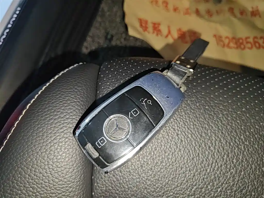 MERCEDES-BENZ CLASS C