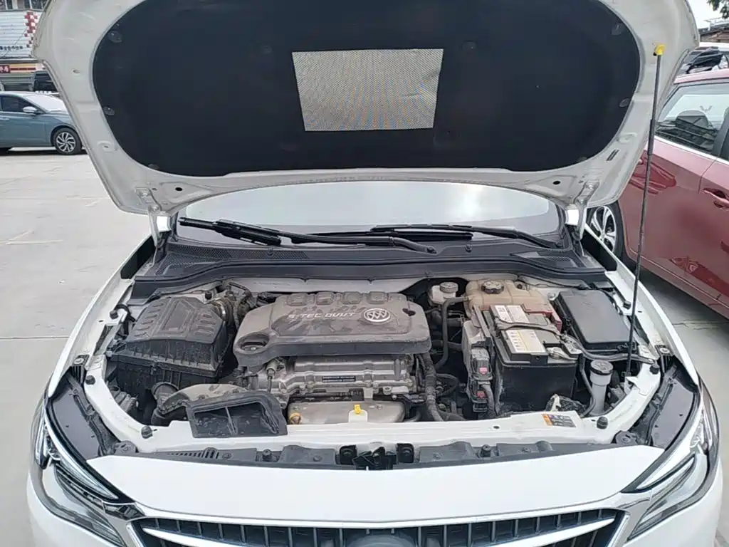 Фото 20 - Buick Excelle