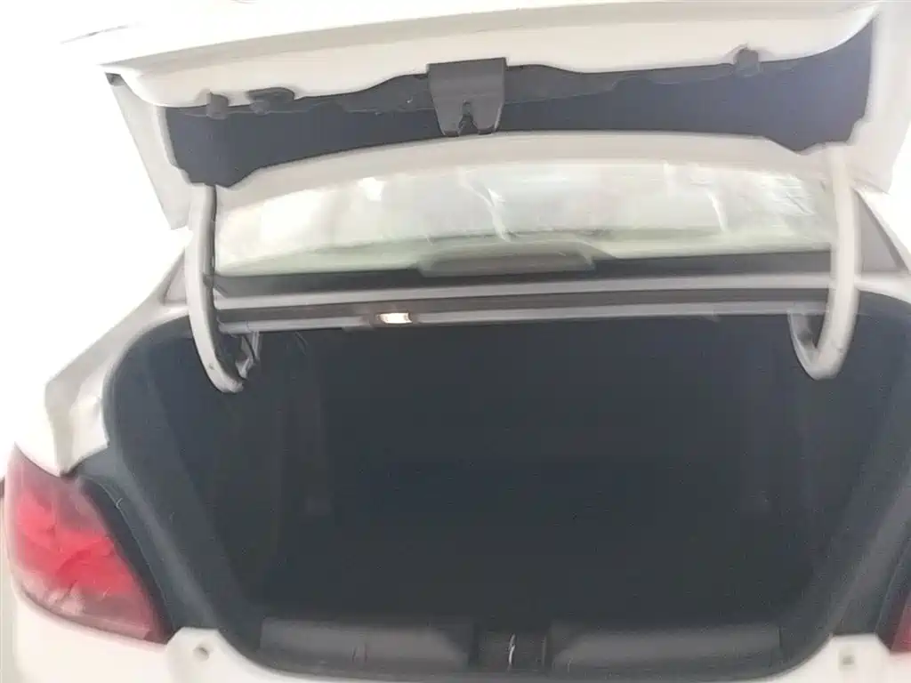 Chevrolet Sail 2018 Sail 3 1.3L Manual Comfort Sunroof фото 19