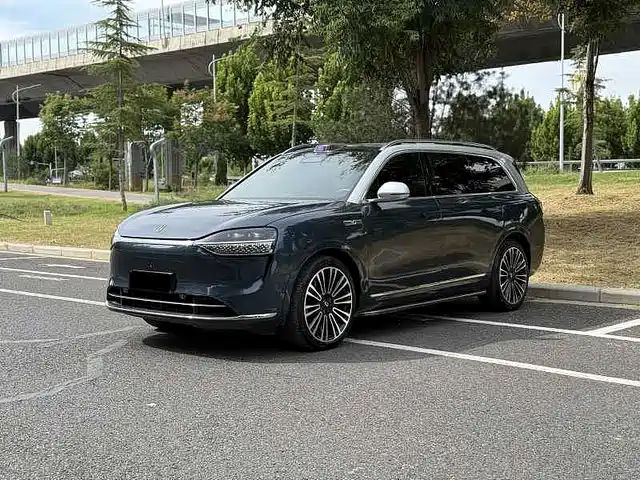 AITO M9 Последовательный гибрид, Max, 42kWh, 6 мест