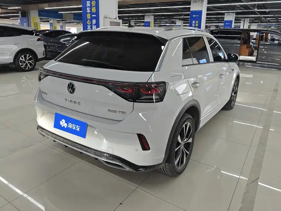 Volkswagen T-Roc, миниатюра 3