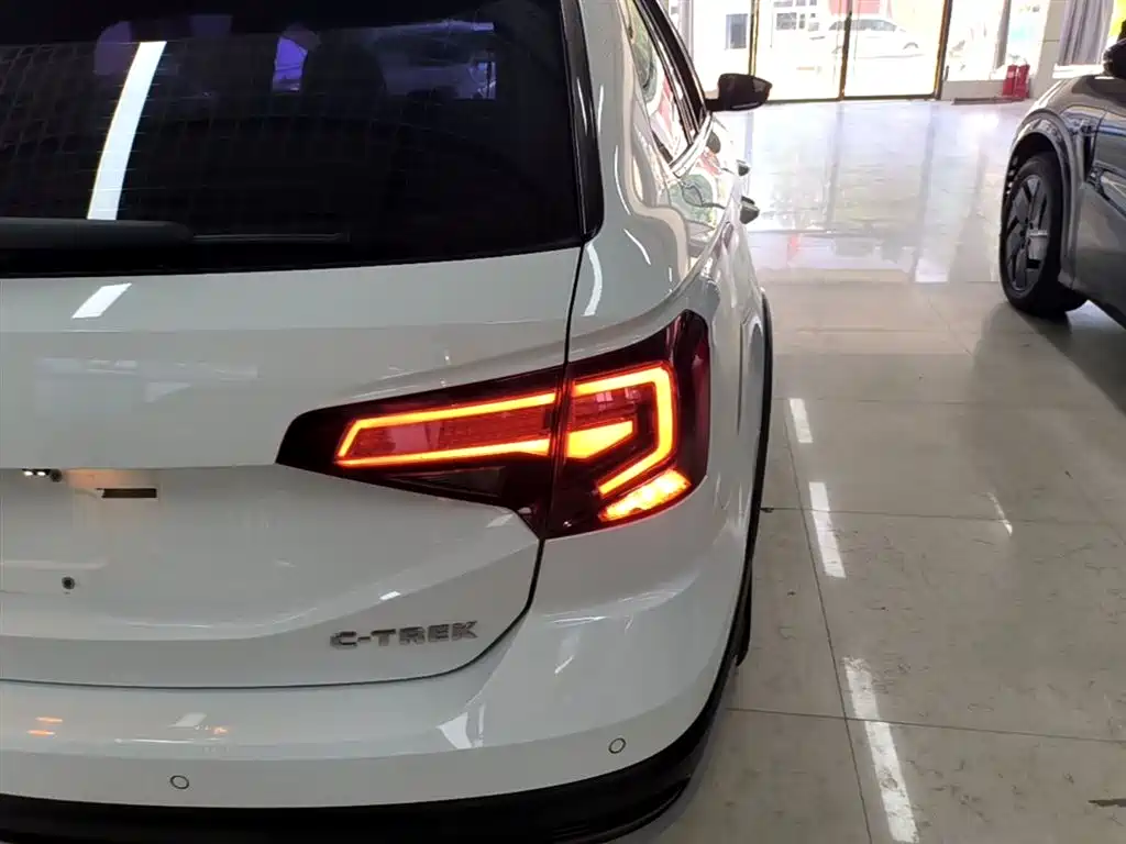 Volkswagen C-TREK 2018 1.5L Automatic Comfort фото 8
