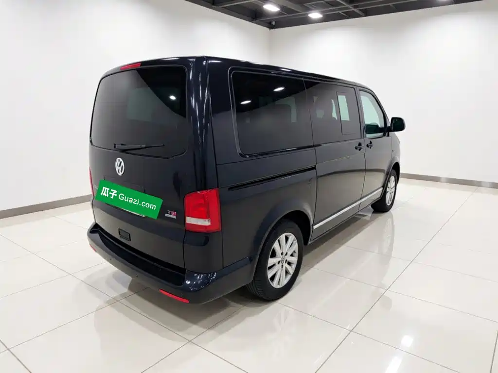 Volkswagen Multivan 2015 2012 2.0TSI 4WD Premium