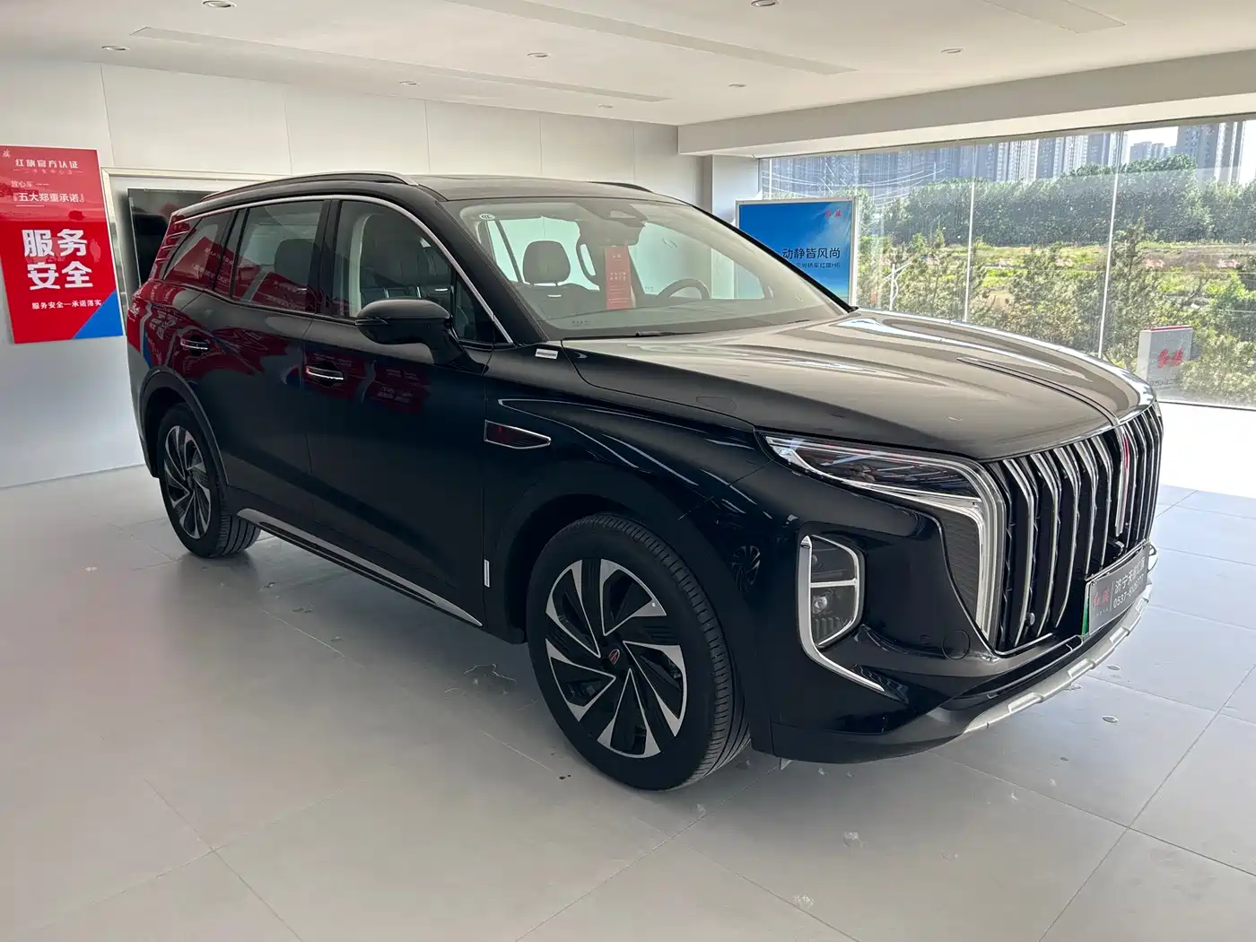 Hongqi HS7 PHEV 2024 2.0T PHEV AWD Qichang Edition 7-seater фото 3