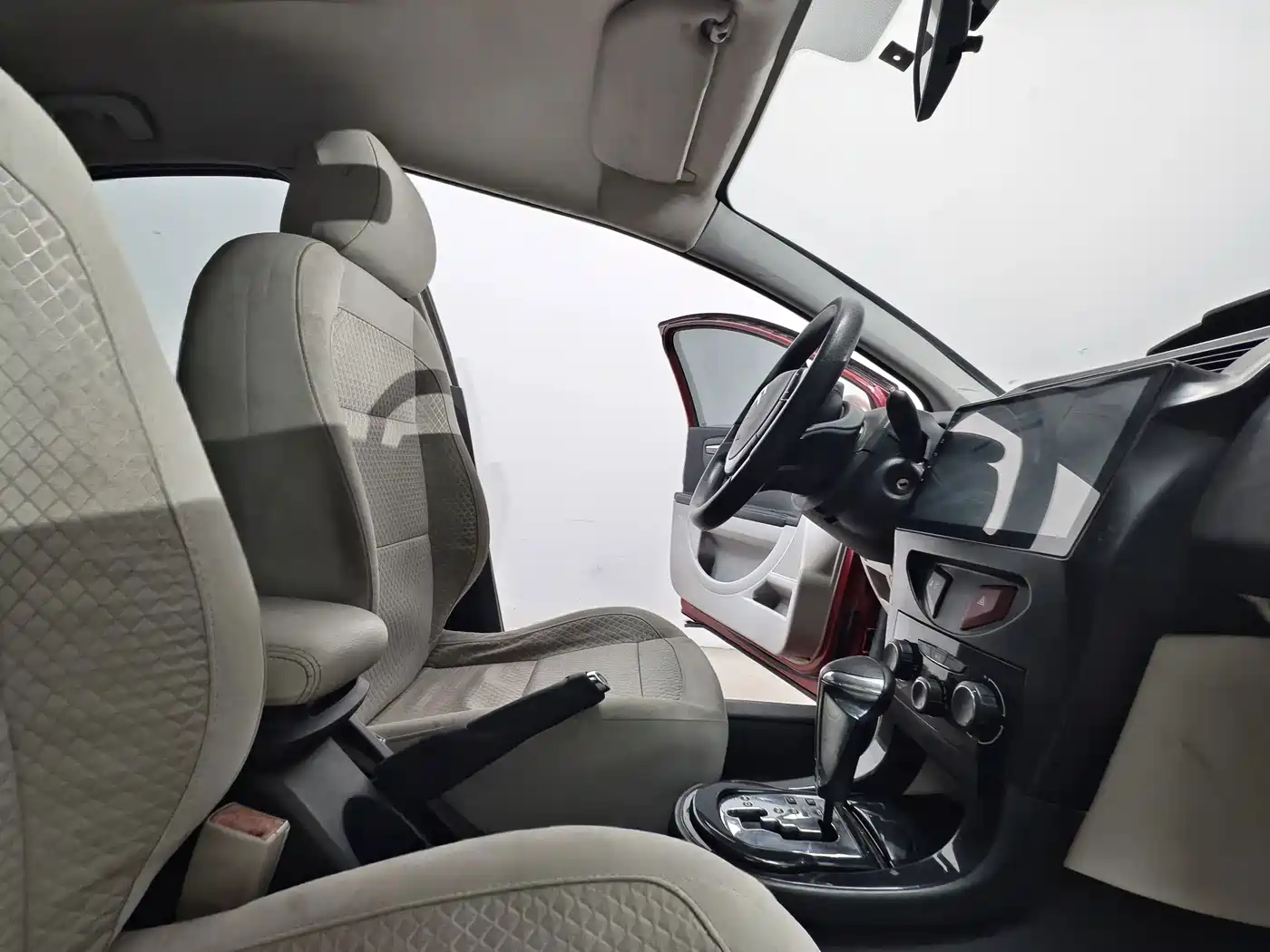 Citroën C-Quatre 2013 2012 Model Sedan 1.6L Automatic Elegance