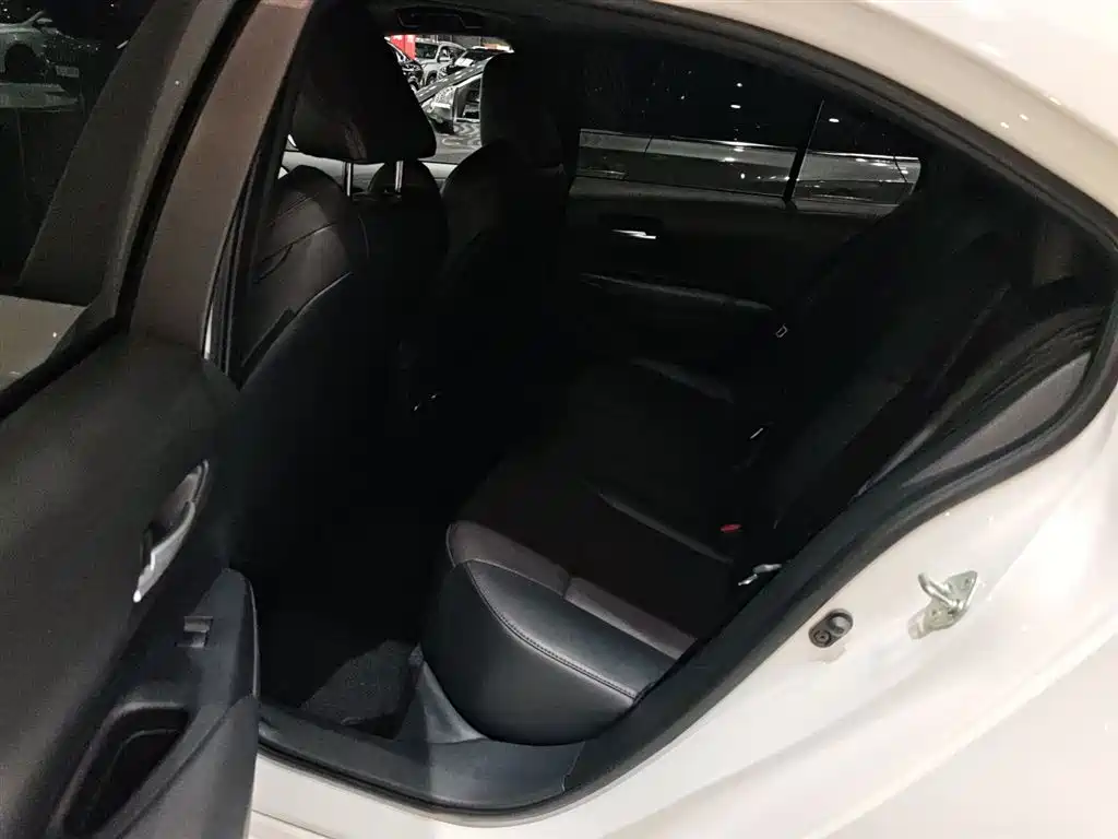 Toyota Levin 2023 185T CVT Sport фото 14
