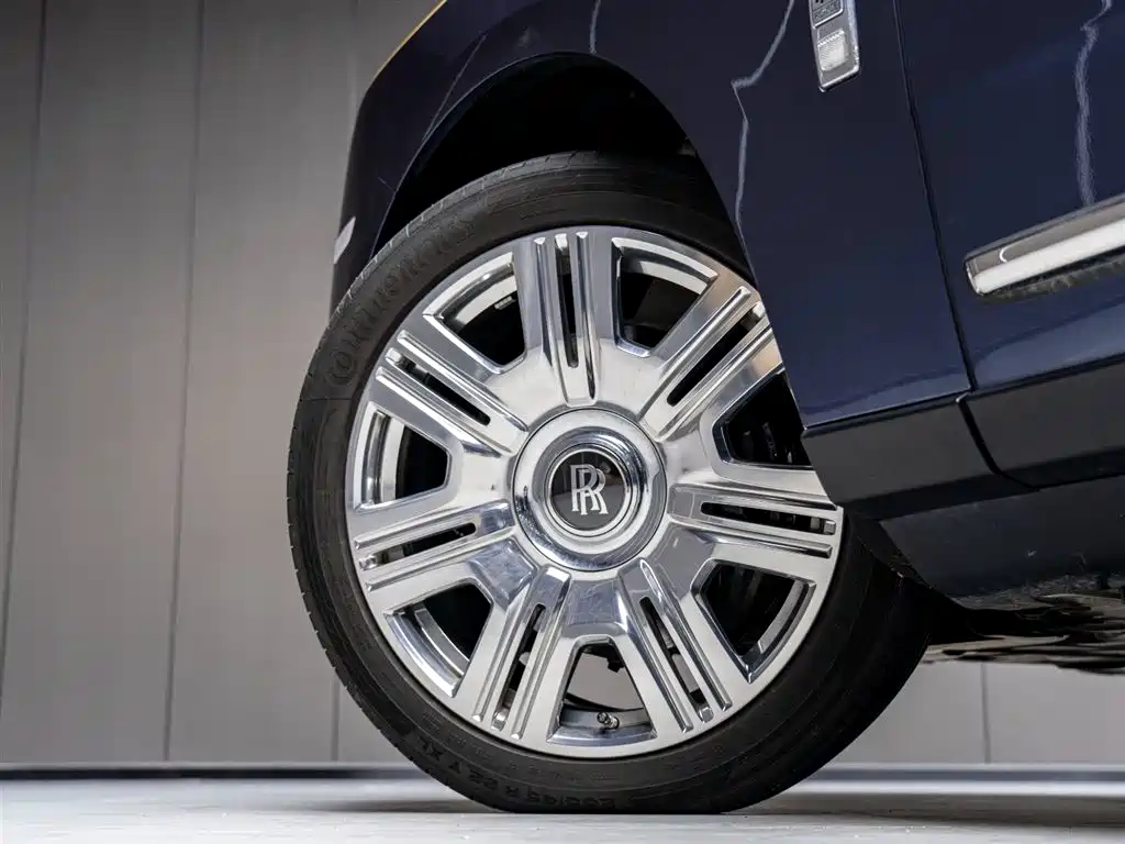 ROLLS-ROYCE CULLINAN