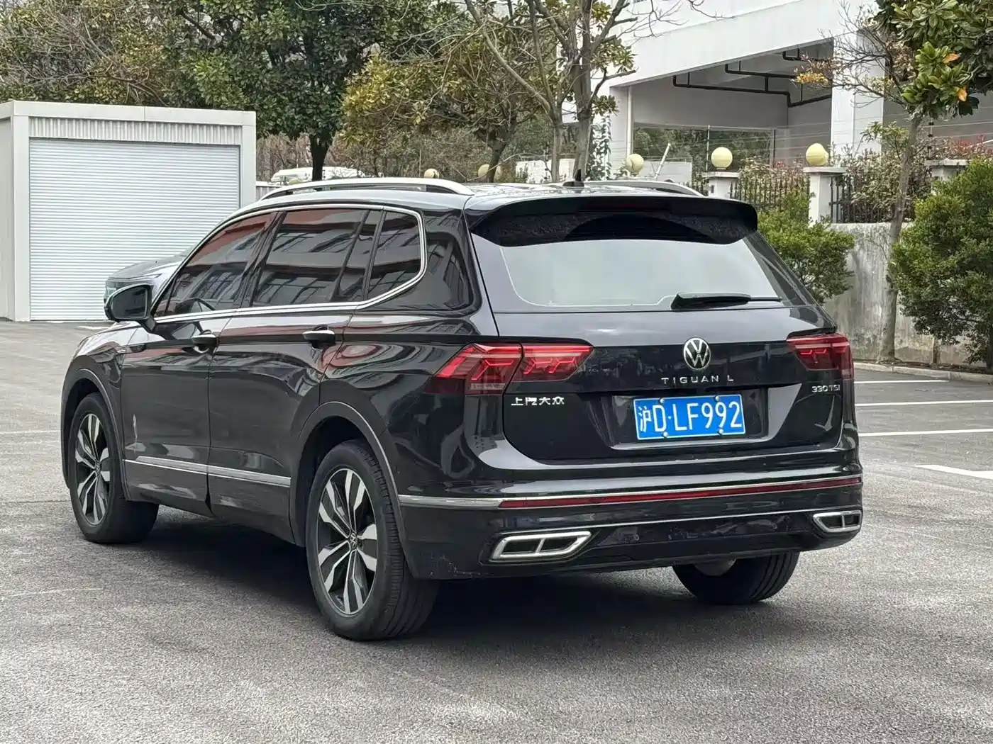 Volkswagen Tiguan L 2023 330TSI Auto 2WD R-Line Flagship Edition фото 2