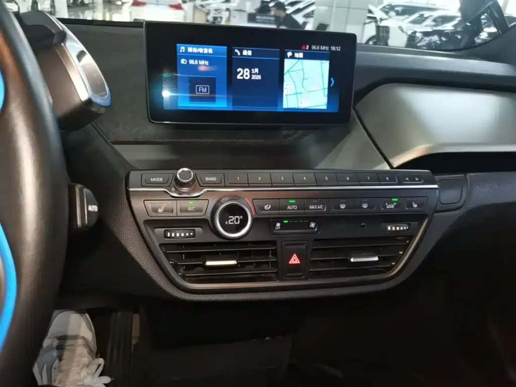 BMW i3 (Import) 2018 Luxury Edition фото 13