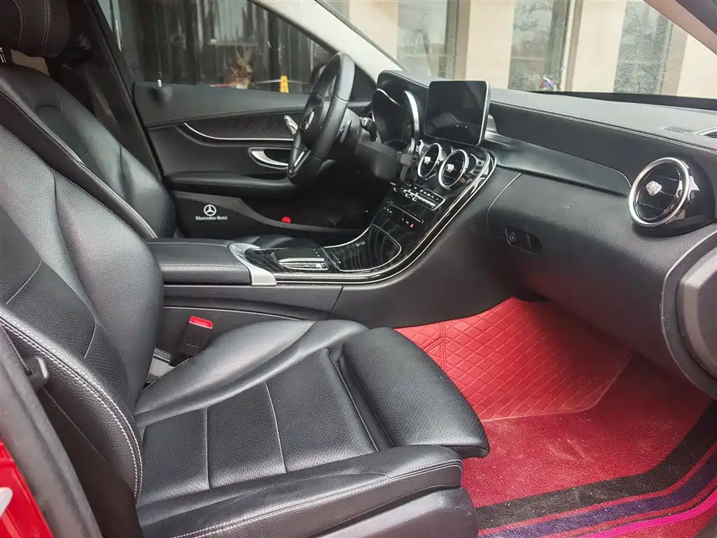 Mercedes-Benz C-Class 2019 C 180 L Fashion Sport Edition фото 4