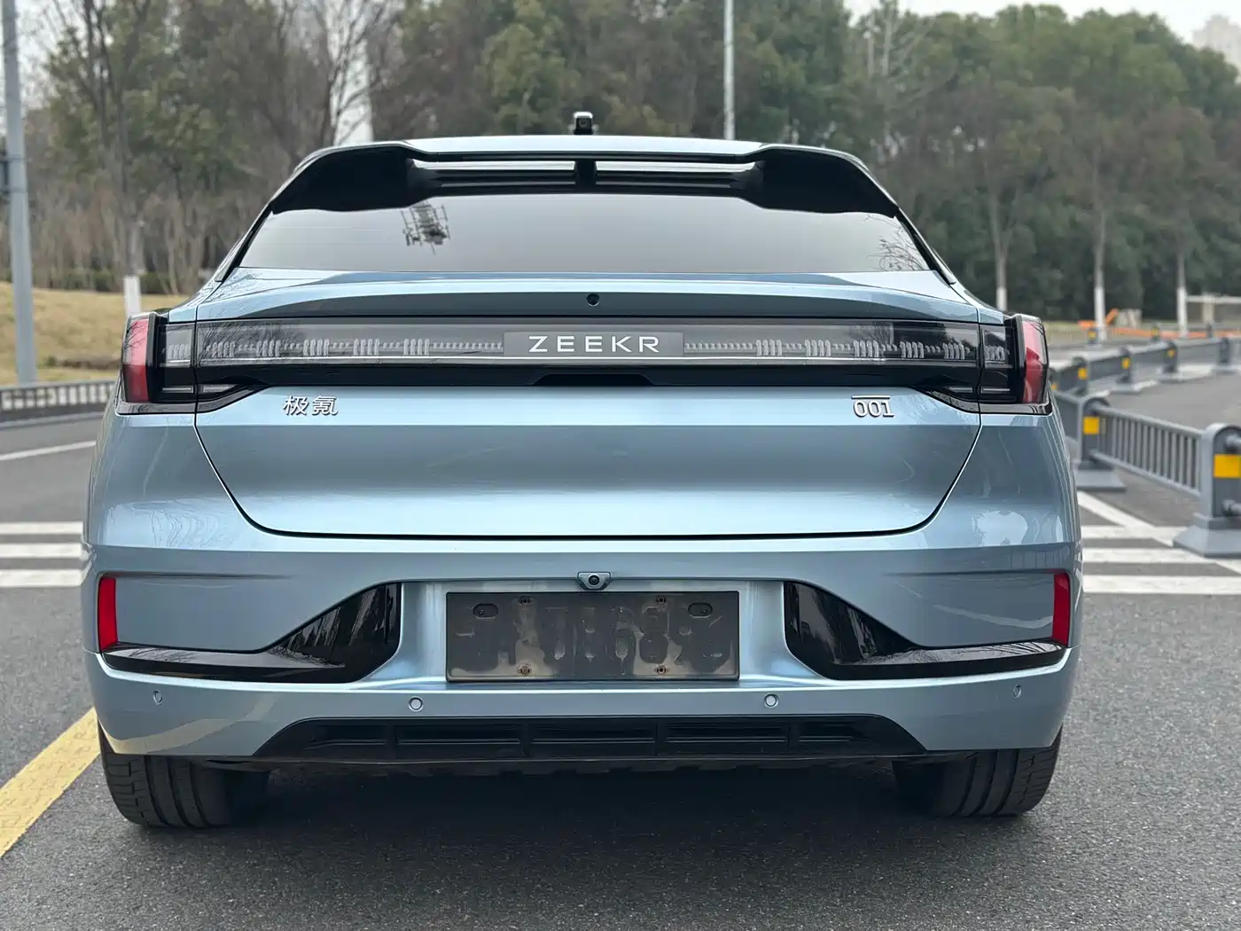 ZEEKR EXTREME KRYPTON 001