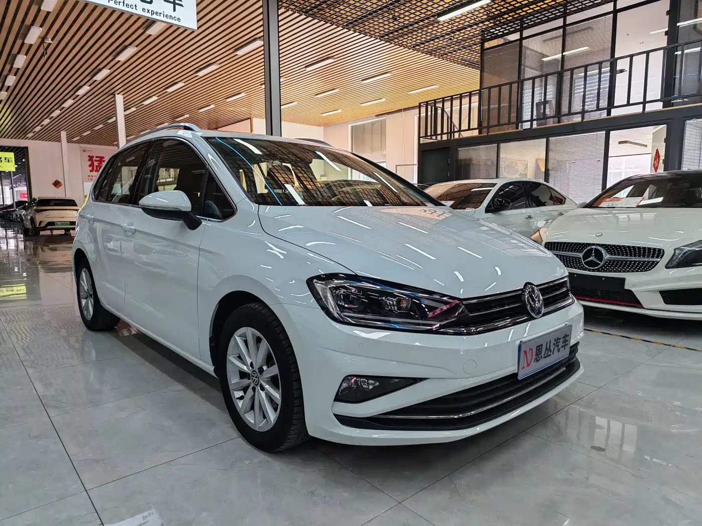 Volkswagen Golf Sportsvan 2020 280TSI Automatic Curiosity фото 3