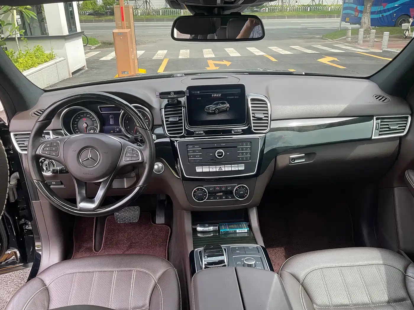 Фото 9 - Mercedes-Benz GLE