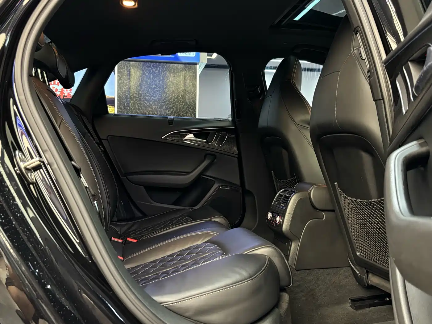 Audi S6 2013 S6 4.0TFSI фото 15