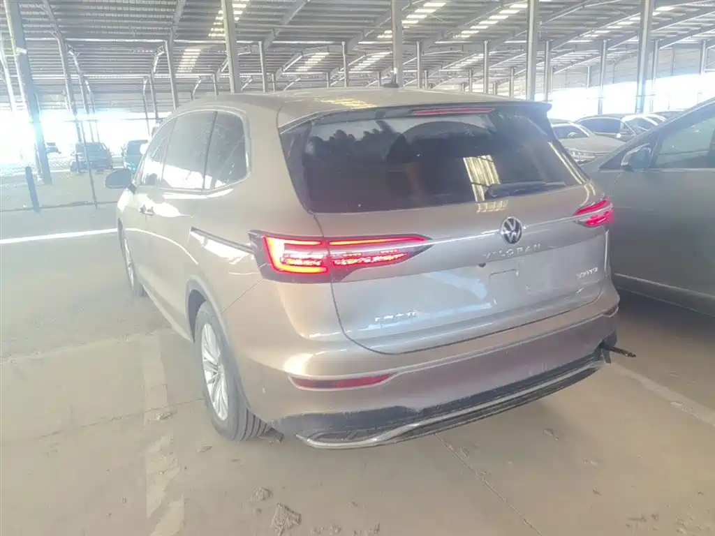 Volkswagen Viloran 2020 330TSI Business Edition фото 9