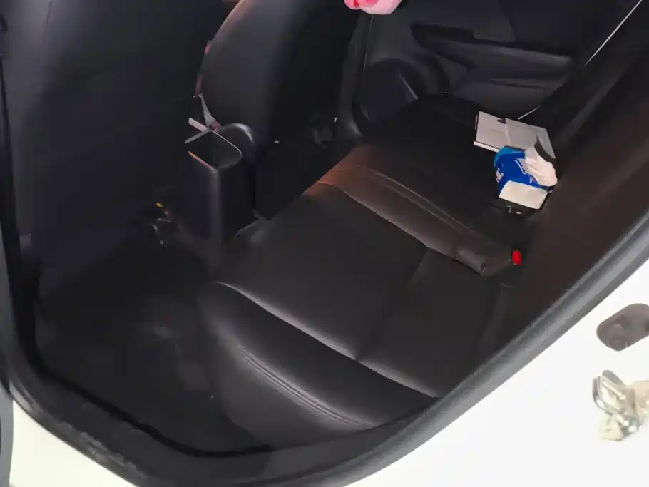 Фото 11 - Honda Fit
