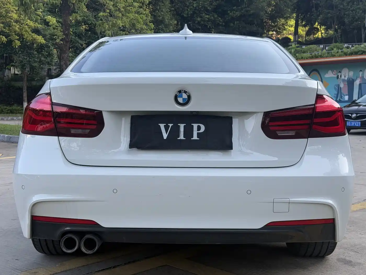 BMW 3 Series 2019 320Li M Sport Black Night Edition фото 5