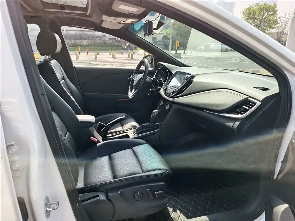 Chevrolet Monza 2020 Mild Hybrid RS 330T Automatic Smooth Edition фото 20