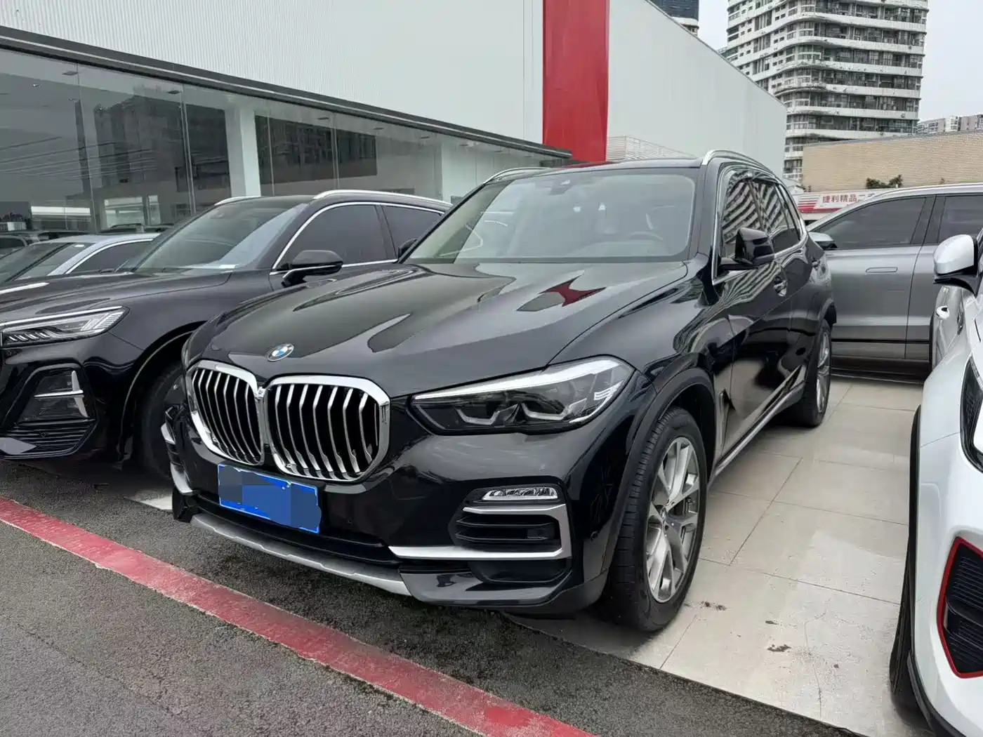BMW X5 (Import) 2021 xDrive30i X Design Package