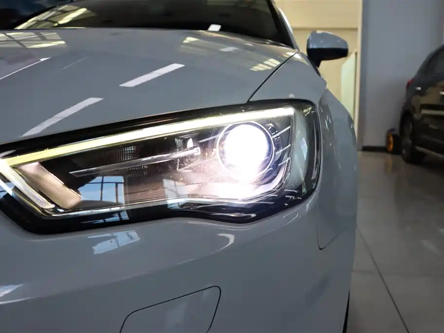 Audi A3 2014 Limousine 35 TFSI Auto Trend фото 25