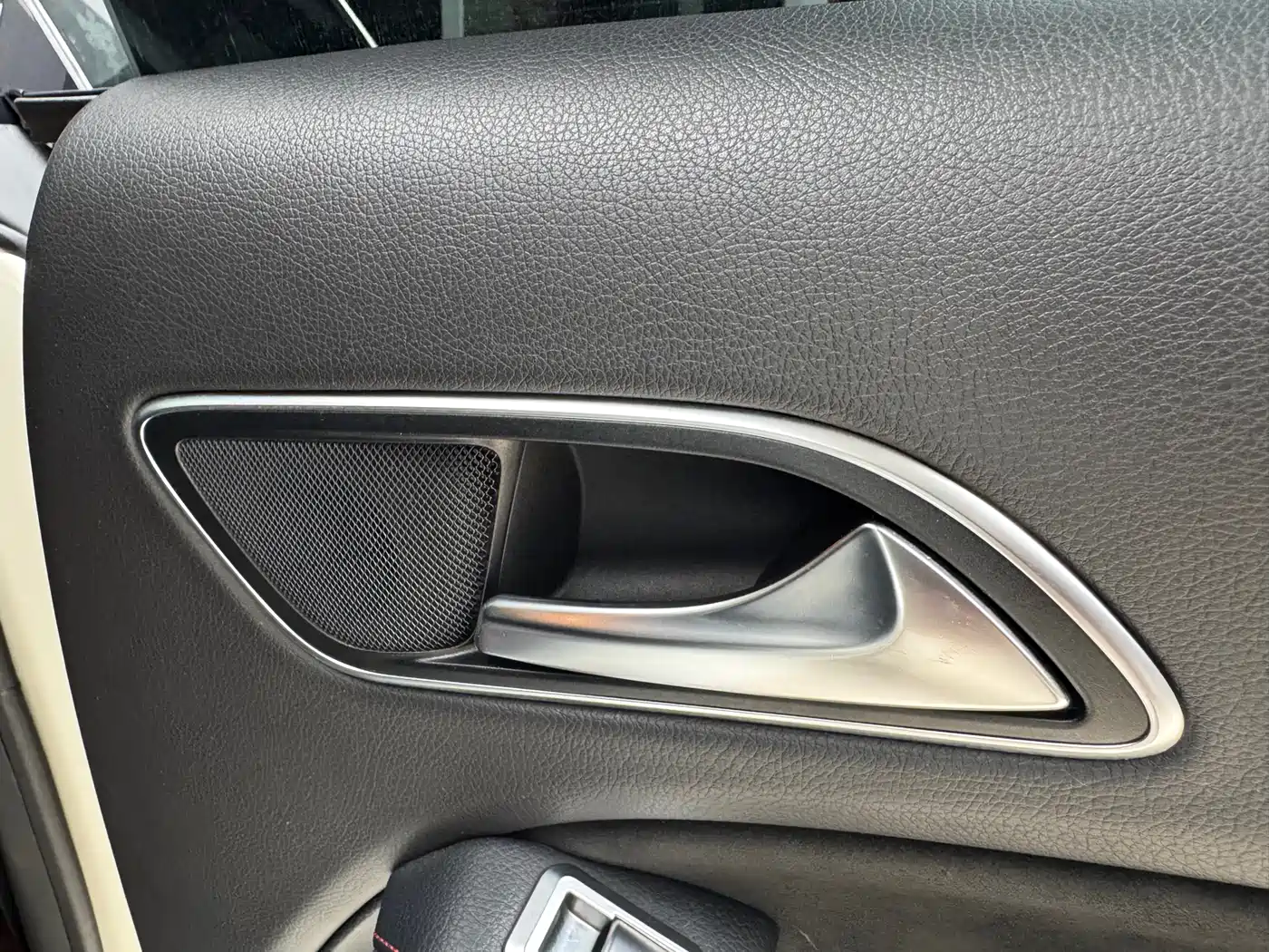 Mercedes-Benz CLA (Import) 2017 Facelift CLA 220 4MATIC фото 14