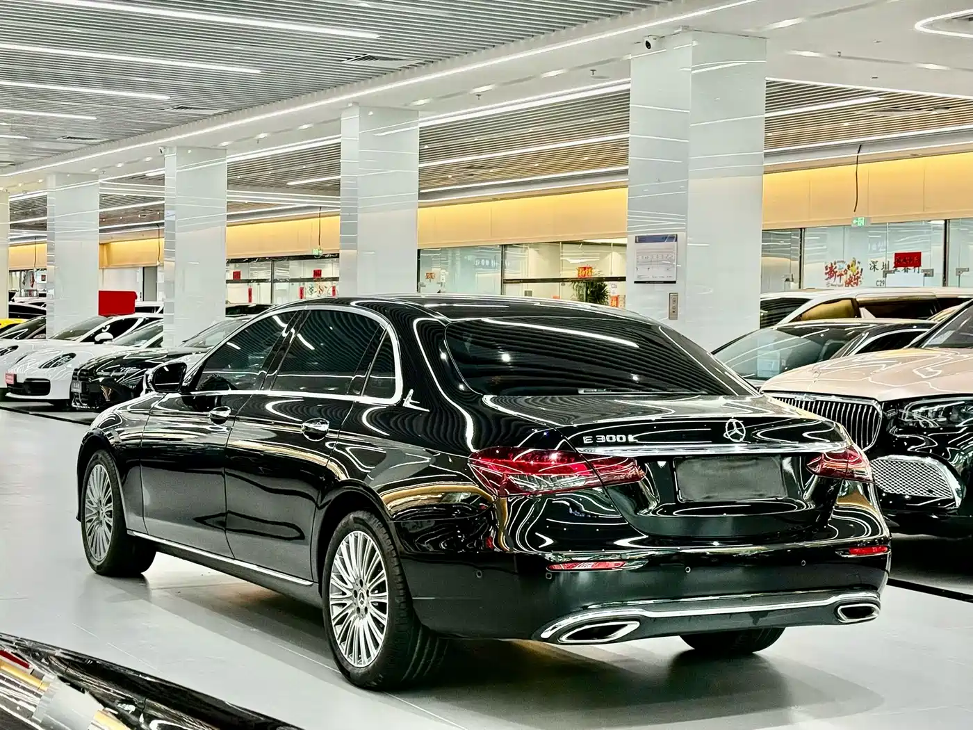 MERCEDES-BENZ E CLASS