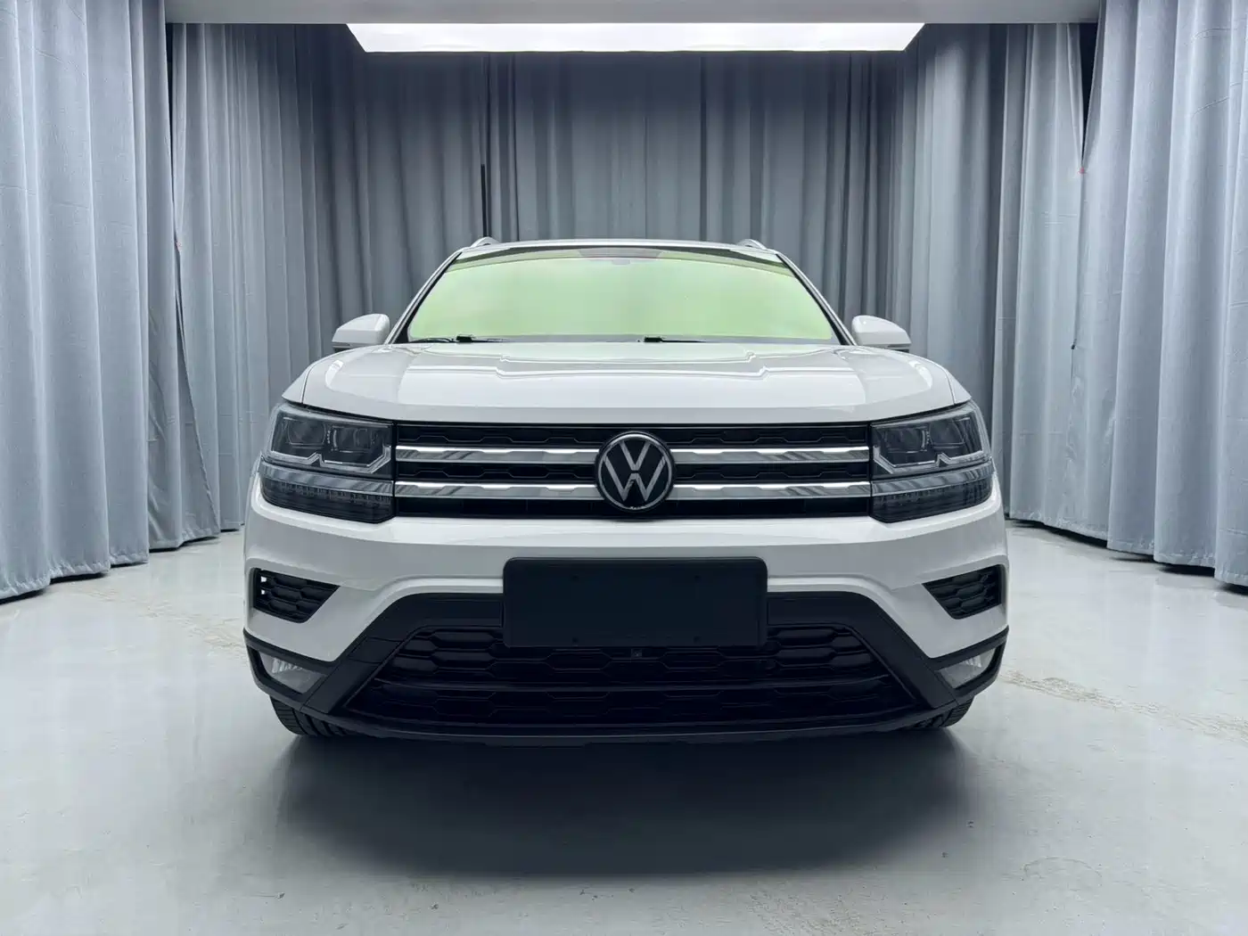 Volkswagen Tharu 2022 280TSI FWD Luxury Edition фото 2