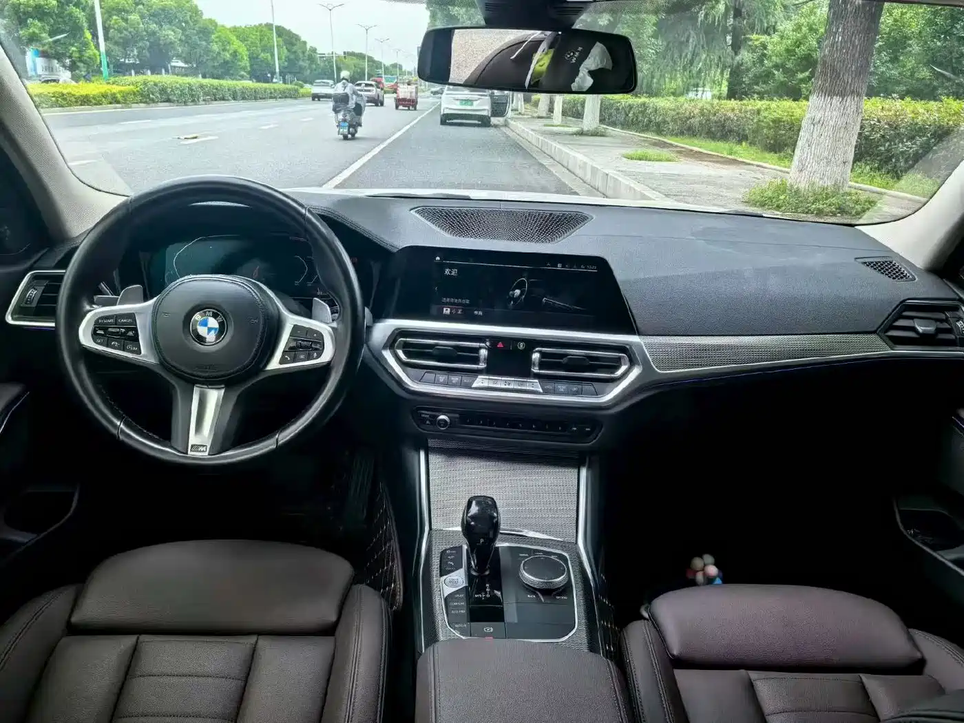 BMW 3 Series 2021 325Li M Sport Night Edition фото 9