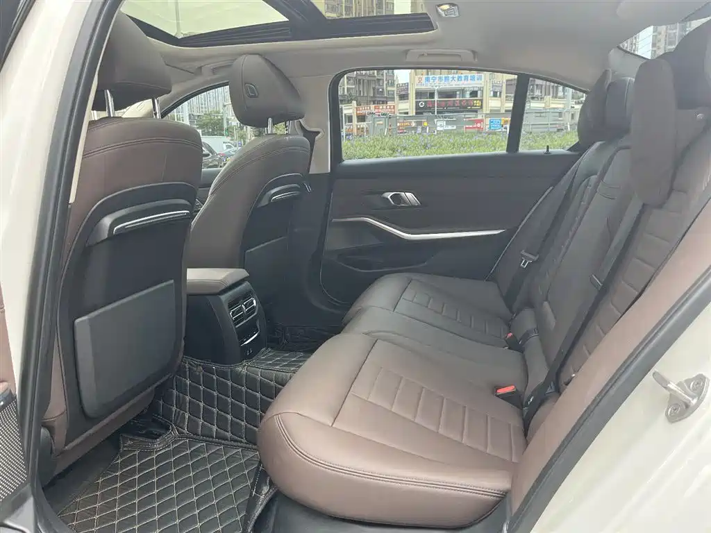 BMW 3 Series 2020 325Li M Sport Package фото 16