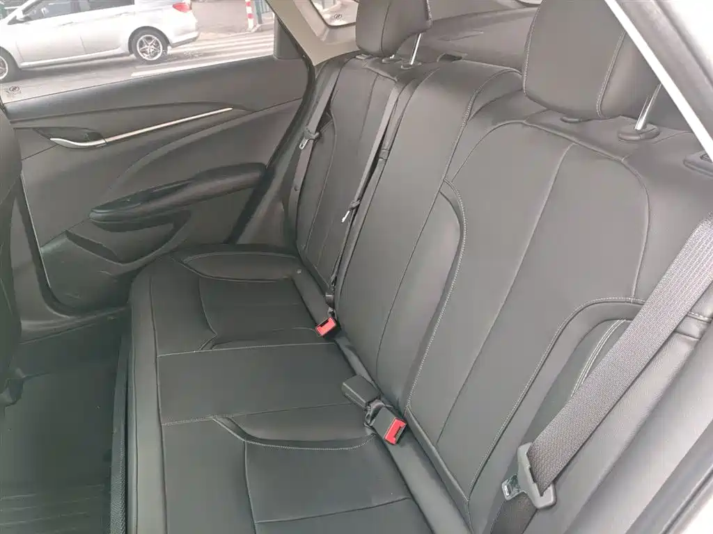 Buick Excelle 2018 18T Automatic Elite фото 17