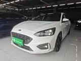 Фото 1 - Ford Focus