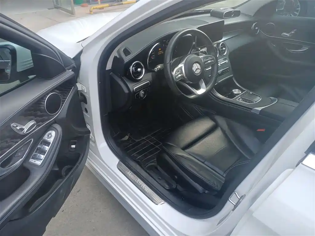 Mercedes-Benz C-Class 2020 C 200 L Fashion Sport фото 16