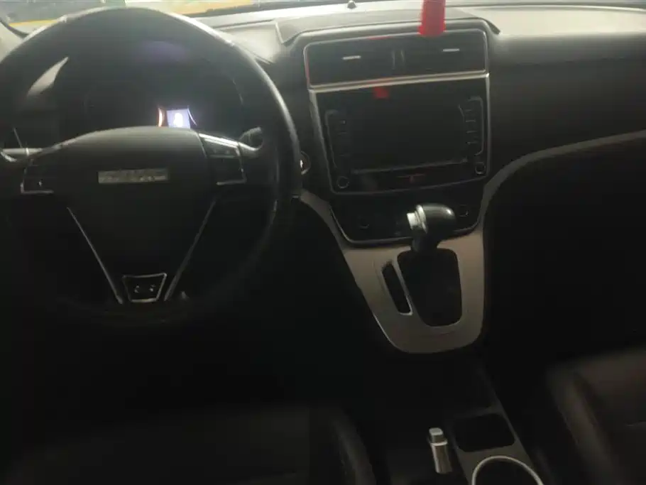 Haval M6 2019 1.5T DCT 2WD Value Edition (China VI) фото 11