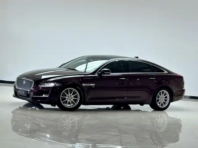 jaguar xj