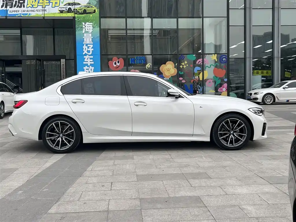 BMW 3 Series 2022 Facelift 325Li M Sport Package фото 4
