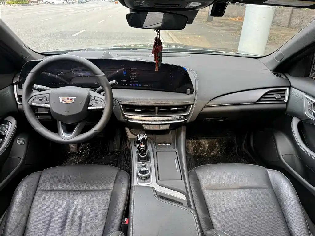 Cadillac CT5 2024 28T Luxury Model Pro фото 3