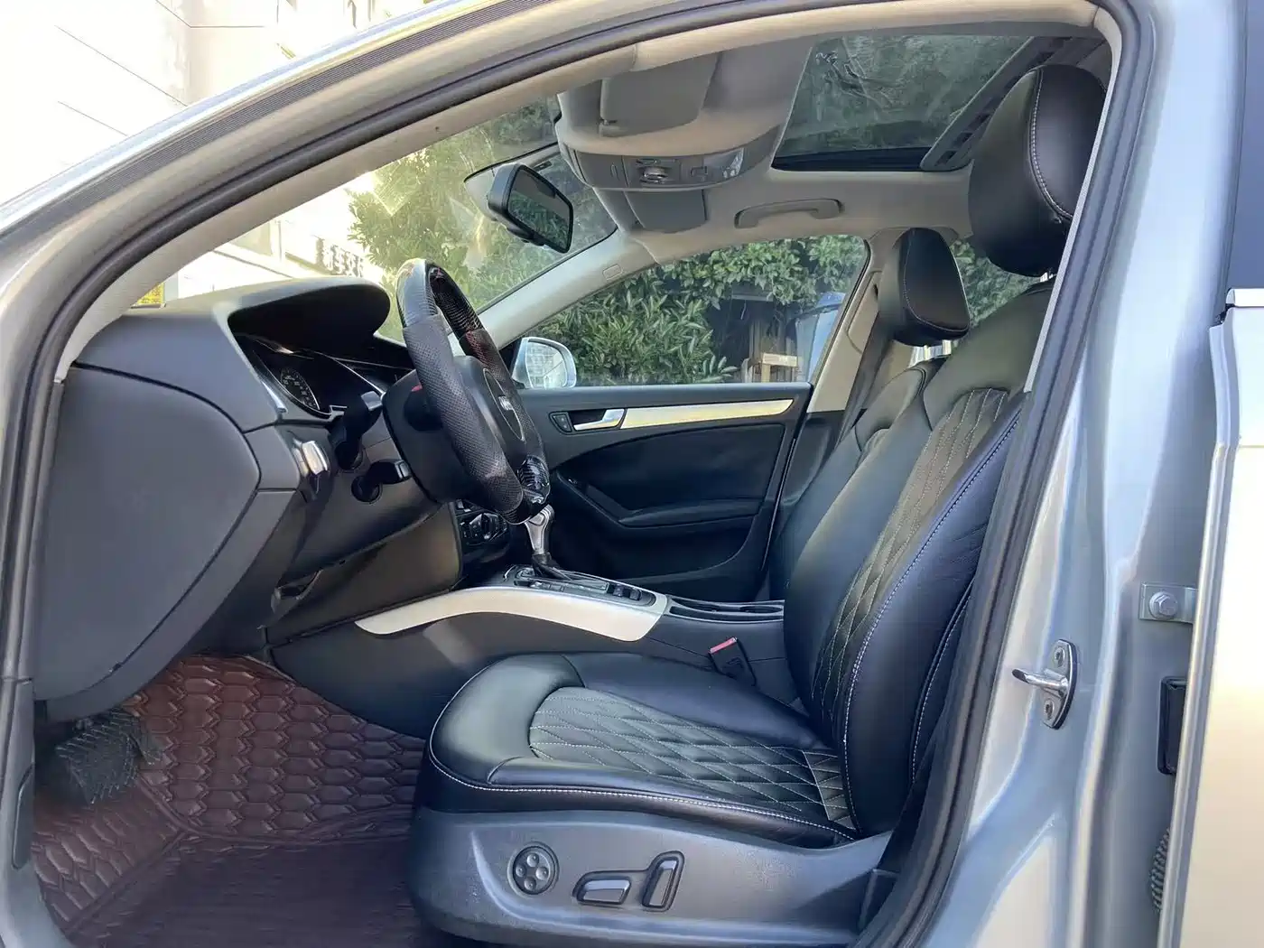 Audi A4L 2013 35 TFSI Automatic Comfort фото 8
